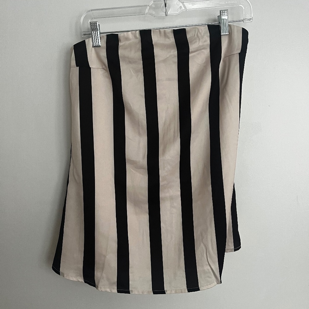 Sleeveless top